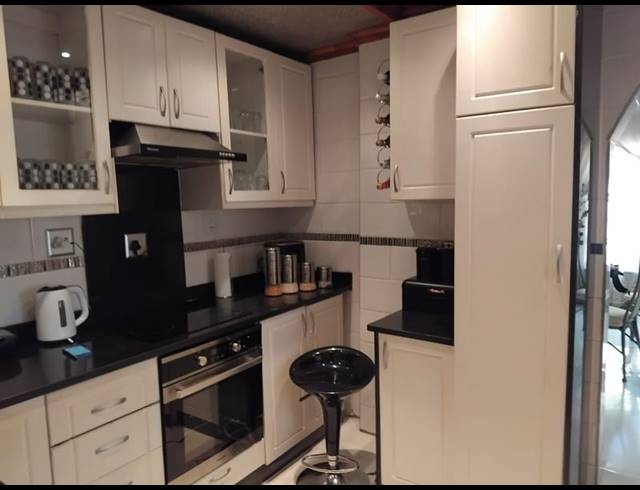 3 BEDROOM HOUSE FOR SALE IN DOBSONVILLE